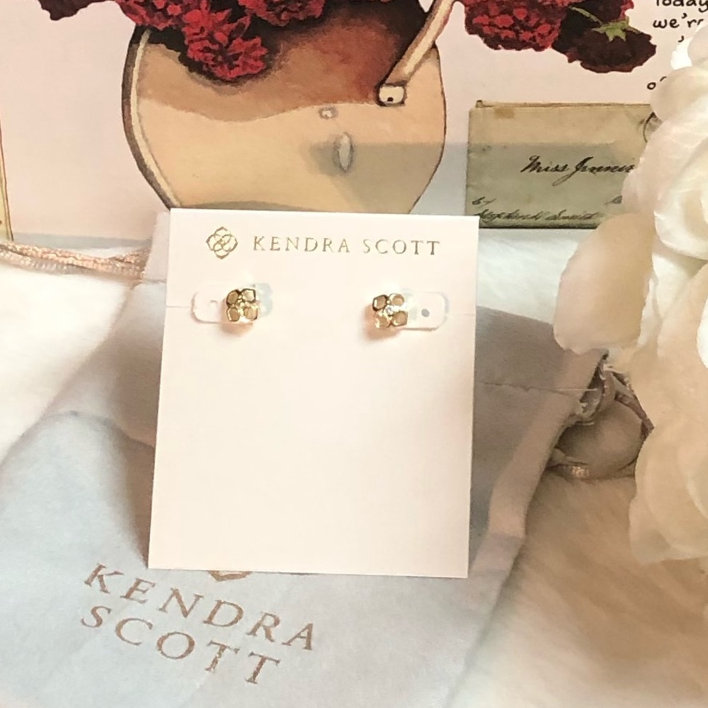 NEW KENDRA SCOTT RUE STUDS IN GOLD - Picture 2 of 6